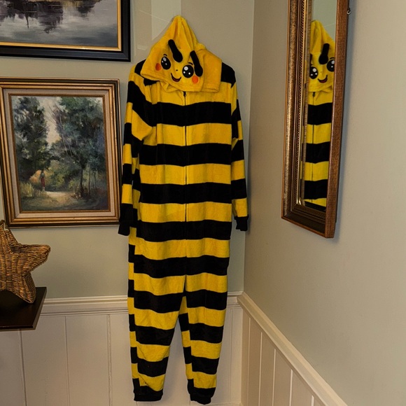 Honey Bee Adult Halloween Spirit L Large One Piece Costume - Yellow & Black - Picture 1 of 3